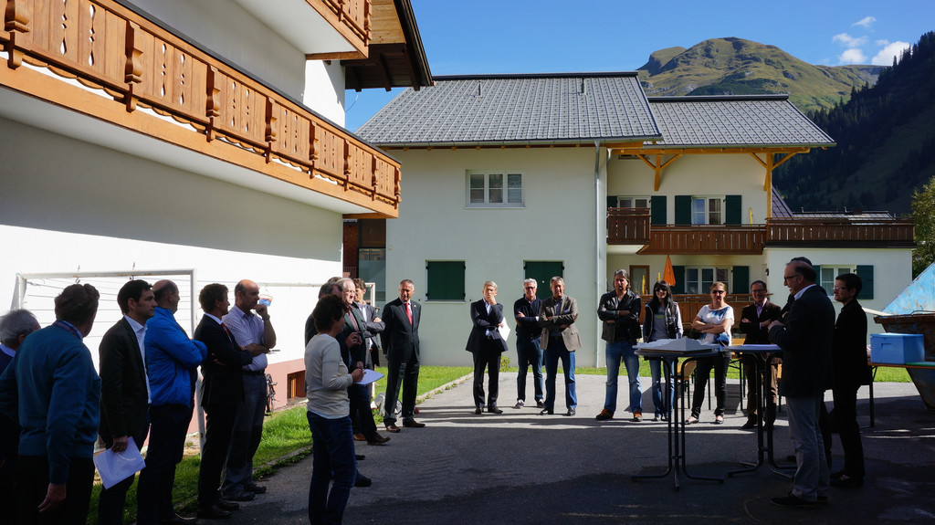 5_Auftaktveranstaltung mit Gemeindevertretung und Nachbarn.JPG