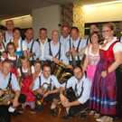 Stimmungsvolle Bilder vom letzten Lochauer „Bierblosn-Oktoberfest“ im Pfarrheim