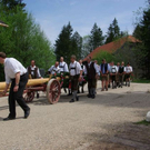 normal_01052010maibaumfmaktivnews_007.jpg