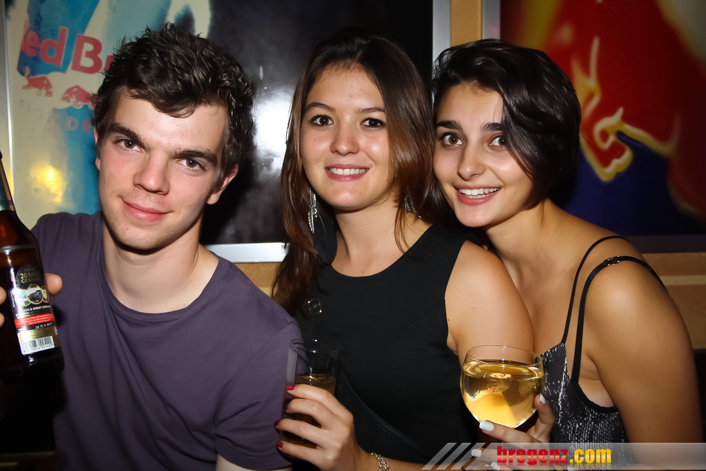 13833841.jpg