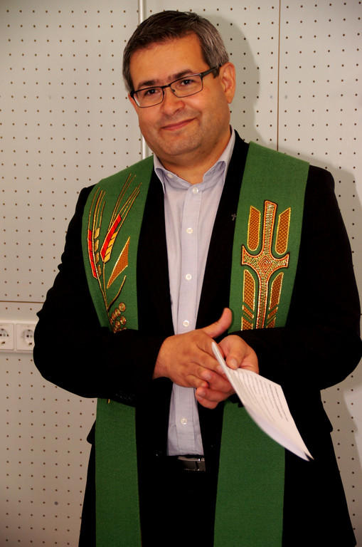 Pfarrer Romeo Pal.JPG