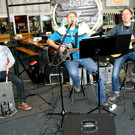 Basic unterhielten mit fetzigem Sound.JPG