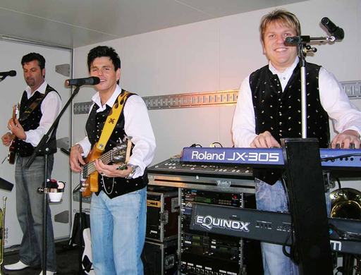 Mai3Musik_jpg-1272802156