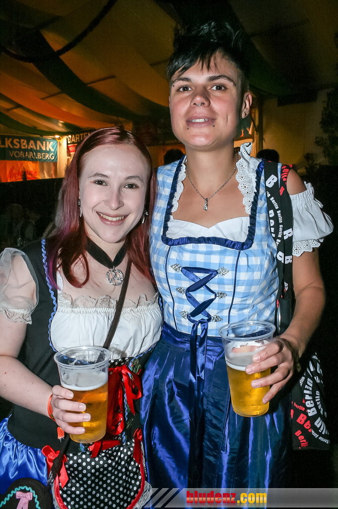 13839146.jpg