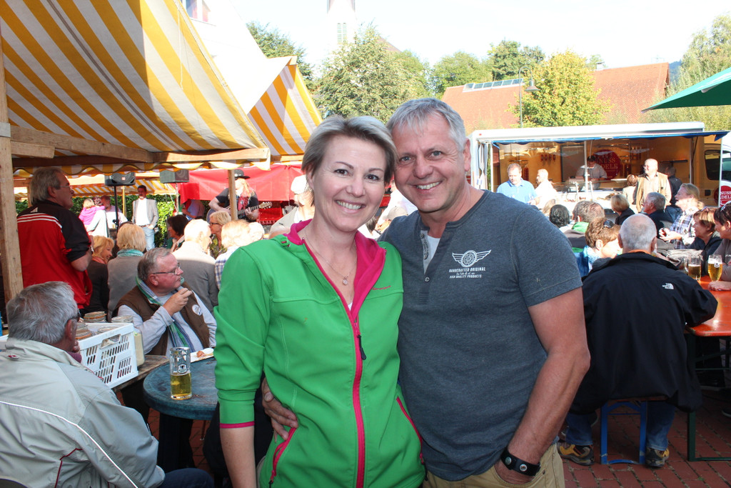 Wochenmarkt 1.JPG