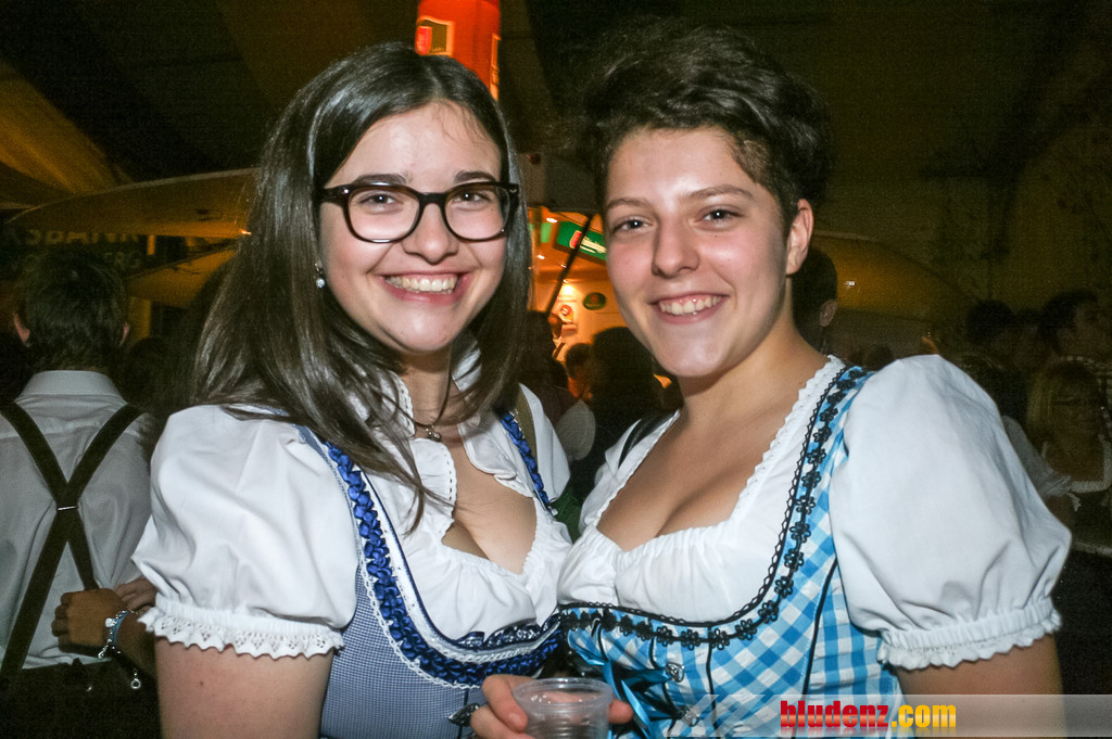 13840667.jpg