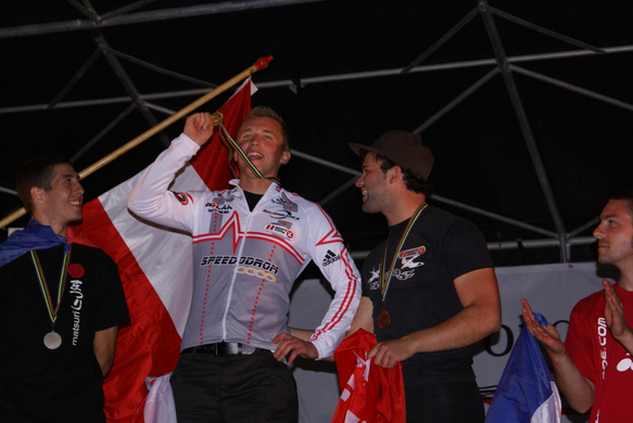 DH WM 2008 204_jpg-1272819703