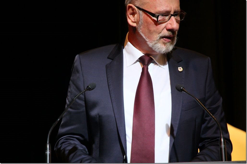 90.jpg