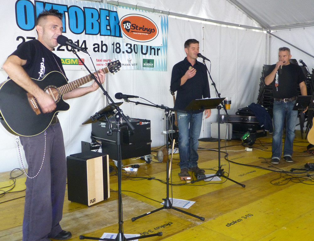 Markt53 18 Strings.jpg