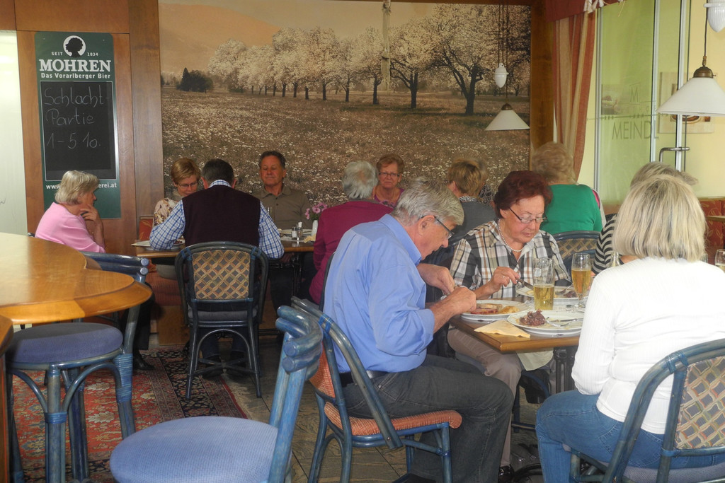 Schlachtpartie im Meindl des Seniorenring Lustenau am 04_10 _6_.jpg
