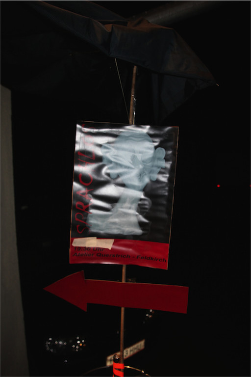 BK_Thomas Rauch in seinem Atelier mit Kunstmaschine 1.jpg