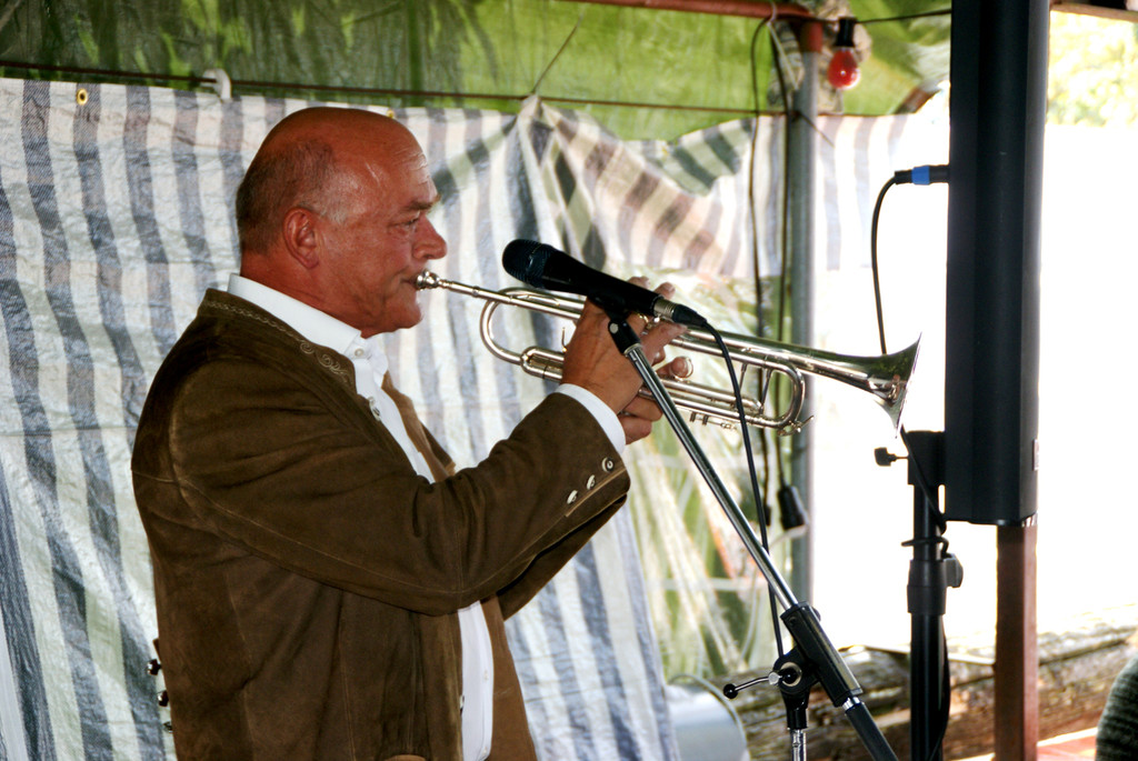 One Man Band Heli sorgte f__r Stimmung.JPG