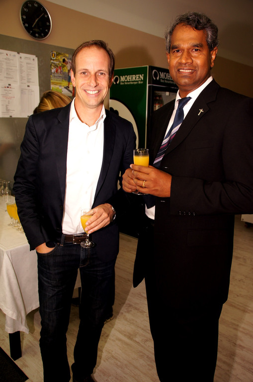 Dieter Egger und Pfarrer Georg.JPG