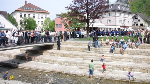 emsbach2_jpg-1272876912