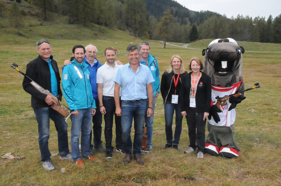 Gruppenfoto.jpg
