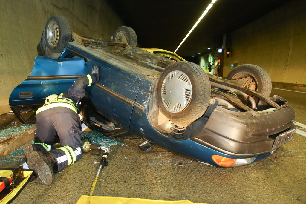 Katastrophenu__bung Arlbergtunnel68.jpg