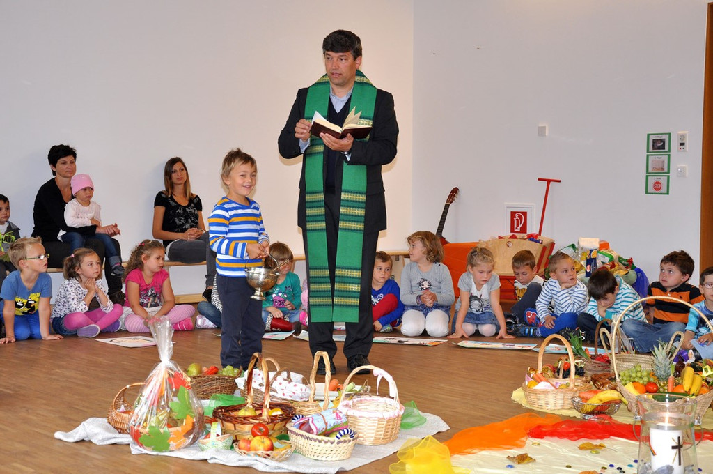 erntedank kindergarten ludesch14 _8_.JPG
