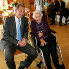 Richard Amann kam zum Gratulieren.JPG
