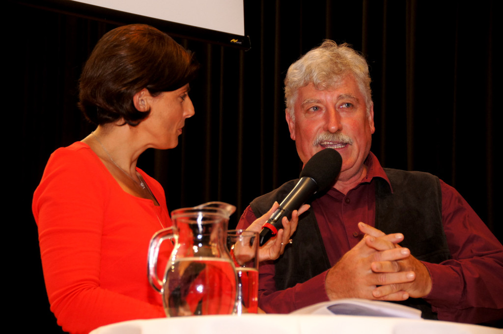 Johannes M__ller stellt seinen Akkordeon Club vor.JPG