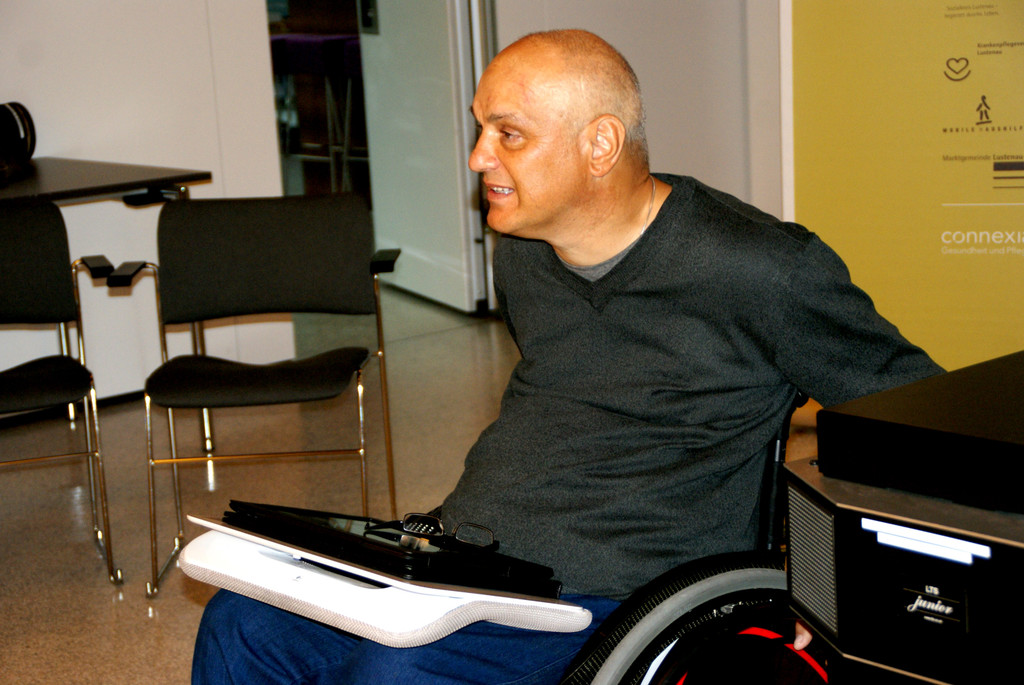 Reinhard Zischg referierte im Sch__tzengarten.JPG