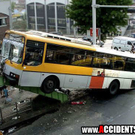bus-crashes-into-stairs.jpg