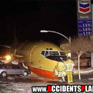 plane_crash_gas_station.jpg