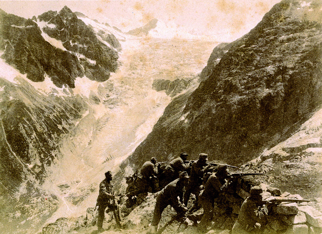Verteidigungsstellung auf Mandron.jpg
