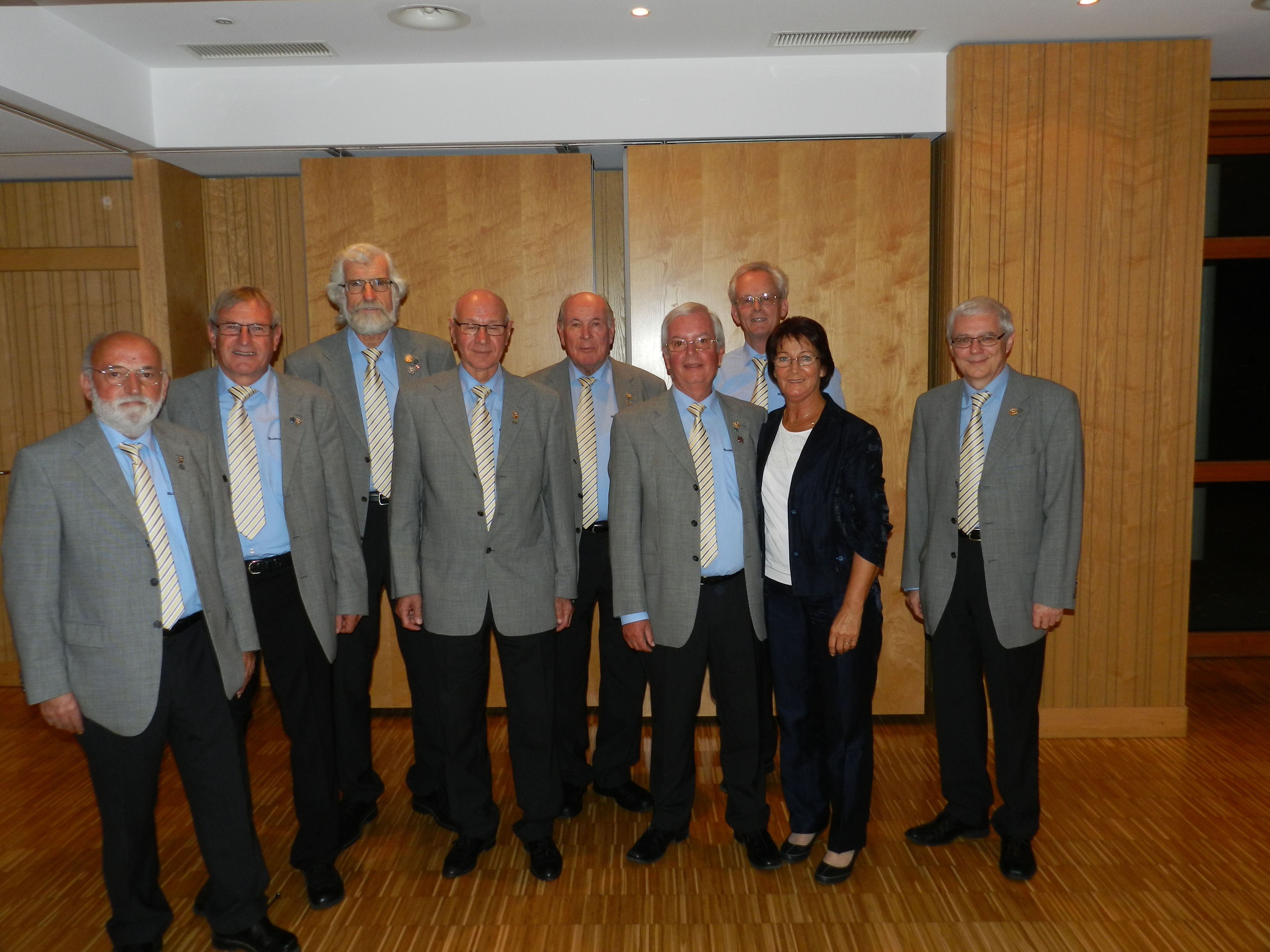 Liederkranz 2014-Ehrung f__r Hans Getzner-.JPG