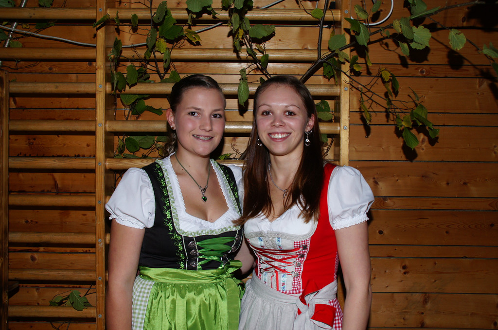 Adriana und Raphaela.JPG