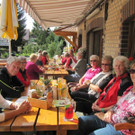 Gruppe bei der Rast.jpg