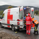 Reifenplatzer auf A14: Lkw landet auf Mittelleitschiene