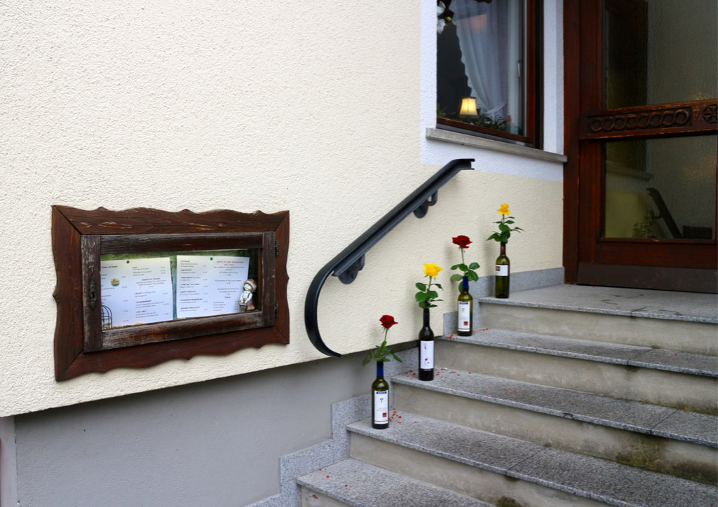 KOE_Gasthhof Brunnenwald Goefis 4.jpg