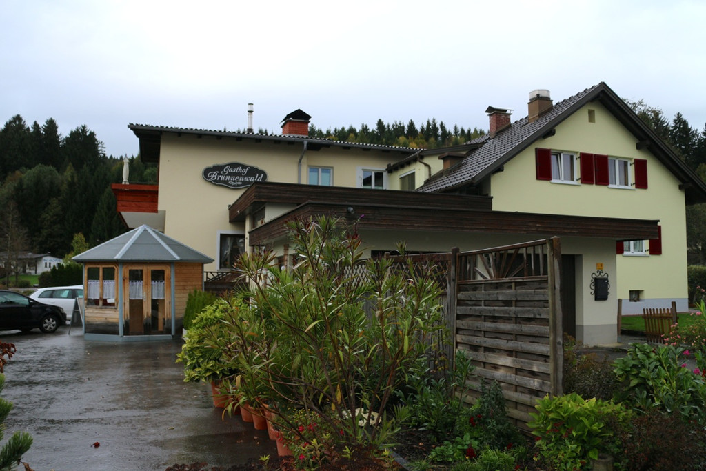 KOE_Gasthhof Brunnenwald Goefis 10.jpg