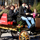 Eine Kutschfahrt zur Viehausstellung war die Belohnung f__r die Gemeindevertreter.JPG