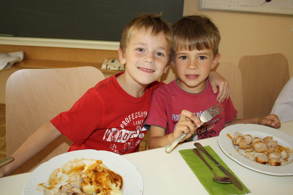 Mittagstisch Schulzentrum NEU 2014 _8_.JPG