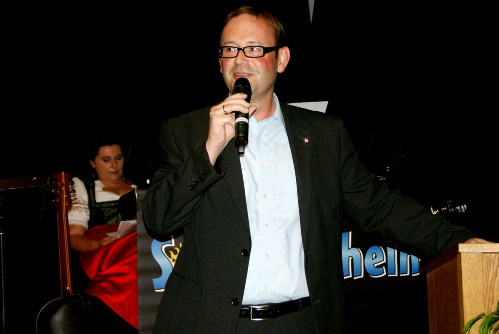 Daniel Steinhofer lobte den Einsatz der Gartenfreunde.JPG