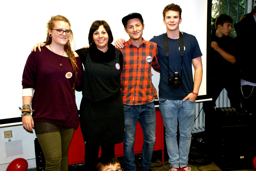 v_li_ Pia Amann_ Kerstin Hofer_ Kenneth Auer_ Tom Widemann - das Oase Team.JPG