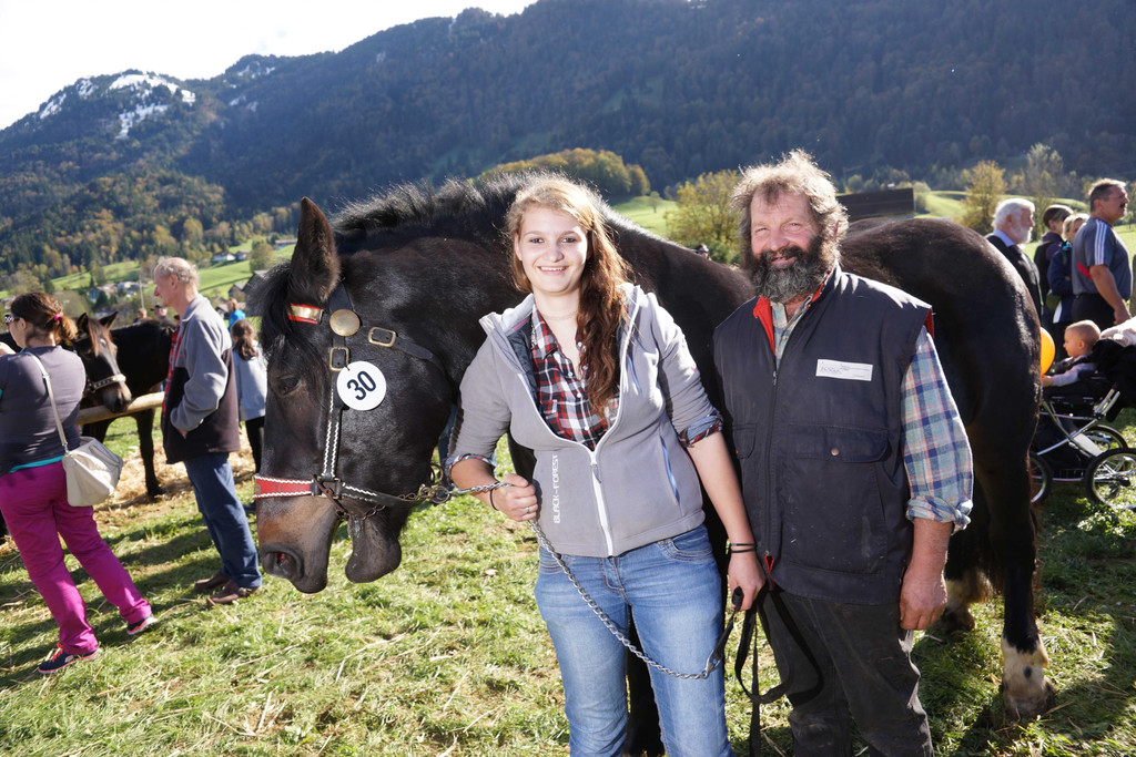 Ziegen und Pferde-62.jpg