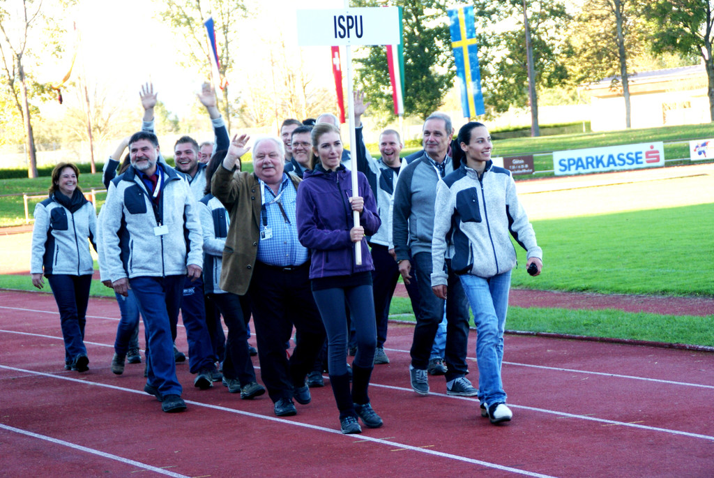 Einmarsch zur Siegerehrung.JPG