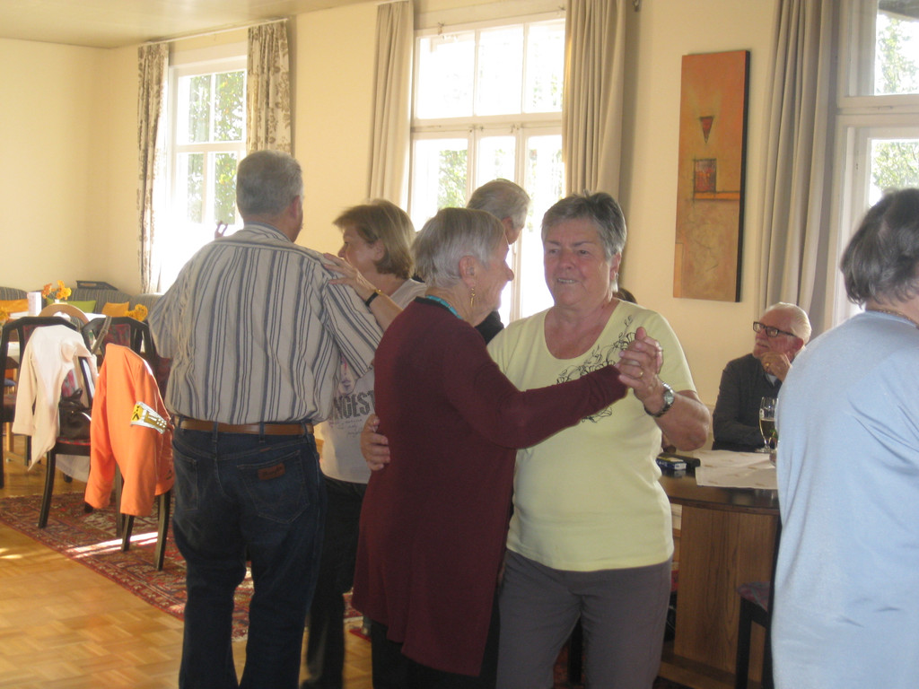 Tanznachmittag im Club 50_ am 28_10 _8_.JPG