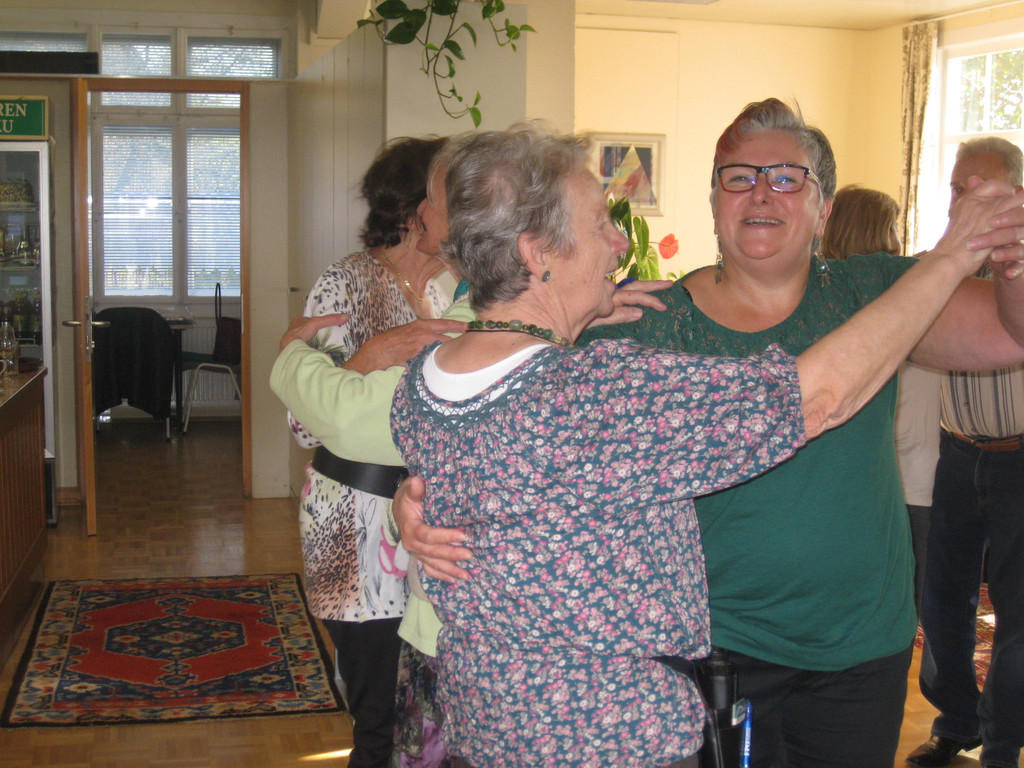 Tanznachmittag im Club 50_ am 28_10 _10_.JPG