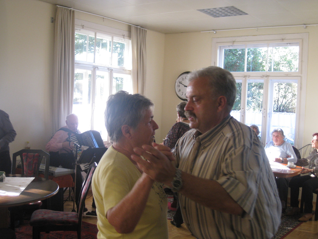 Tanznachmittag im Club 50_ am 28_10 _14_.JPG