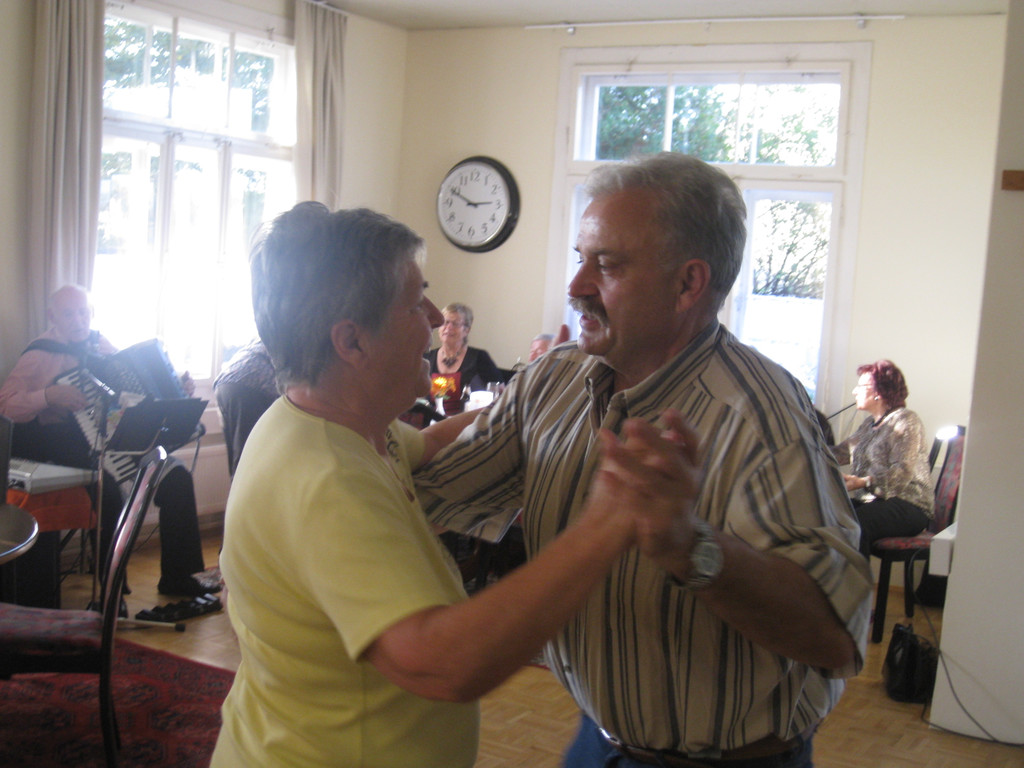 Tanznachmittag im Club 50_ am 28_10 _15_.JPG