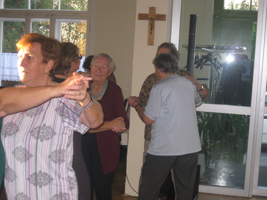 Tanznachmittag im Club 50_ am 28_10 _50_.JPG