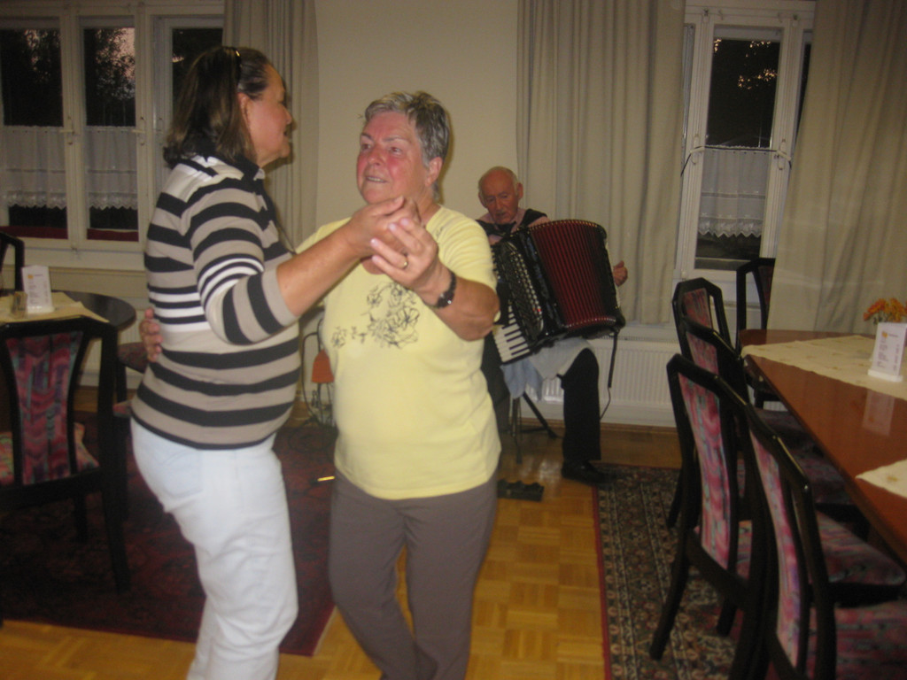 Tanznachmittag im Club 50_ am 28_10 _67_.JPG