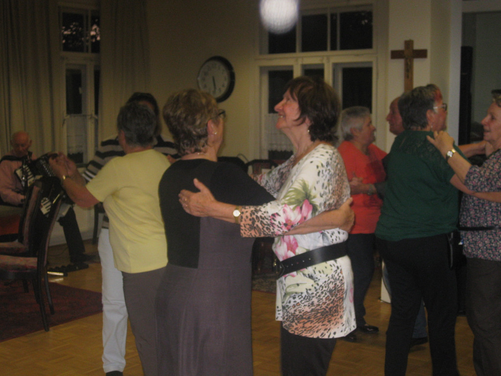 Tanznachmittag im Club 50_ am 28_10 _68_.JPG