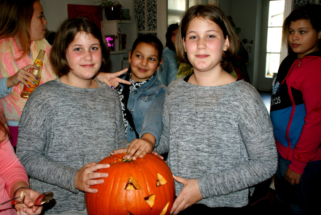 Julia und Jessica.JPG