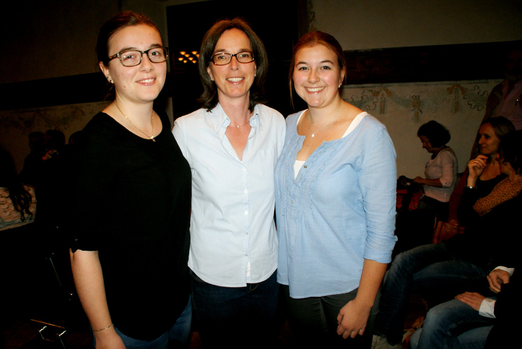 v_li_ Hannah_ Christine und Eva.JPG