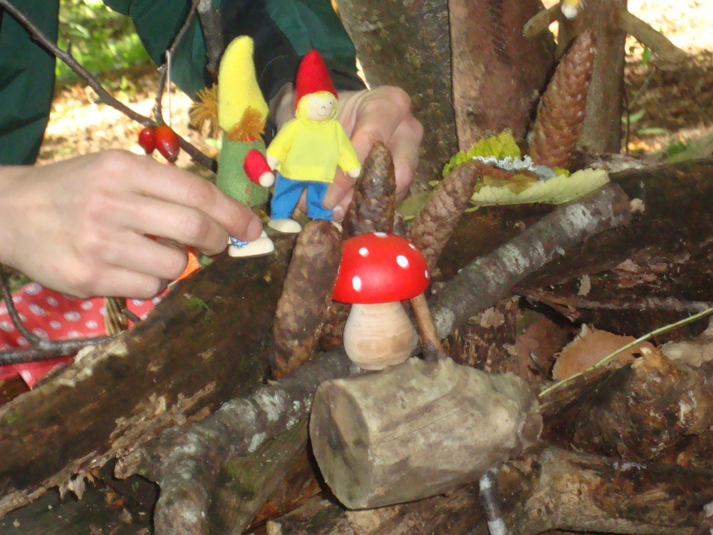 Waldspielgruppe 23_9 _28_.JPG