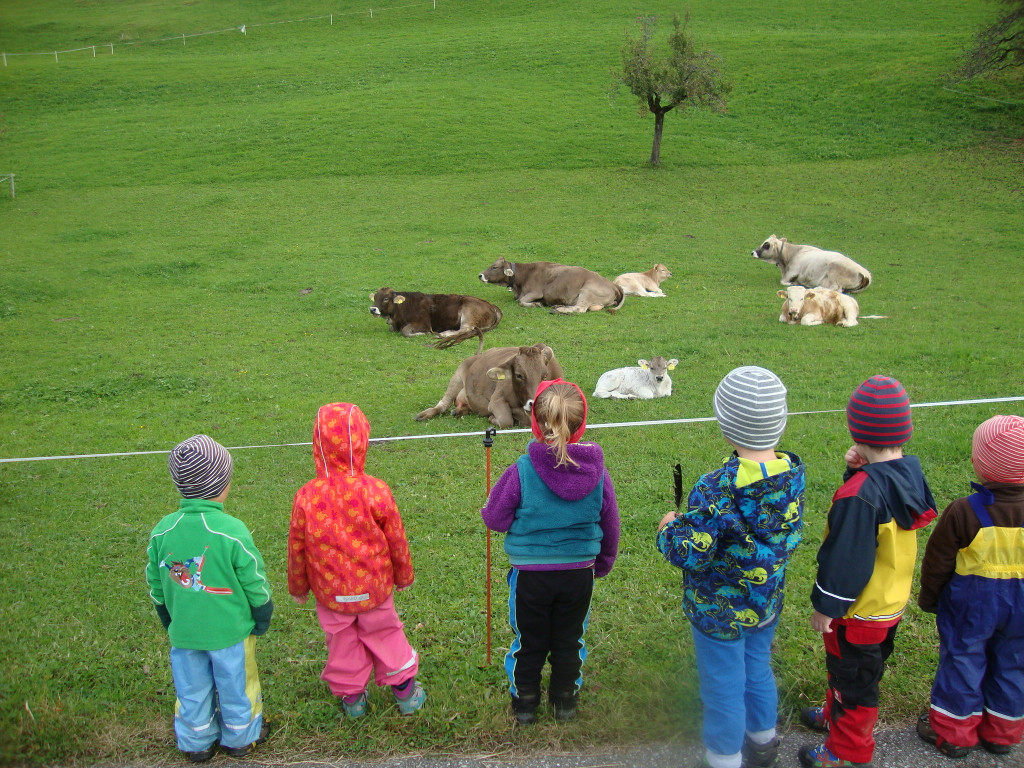 Waldspielgruppe am 8_10 _41_.JPG